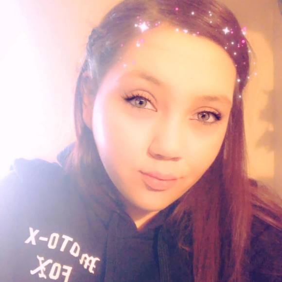 Meet your Posher, Johana - Picture 1 of 1